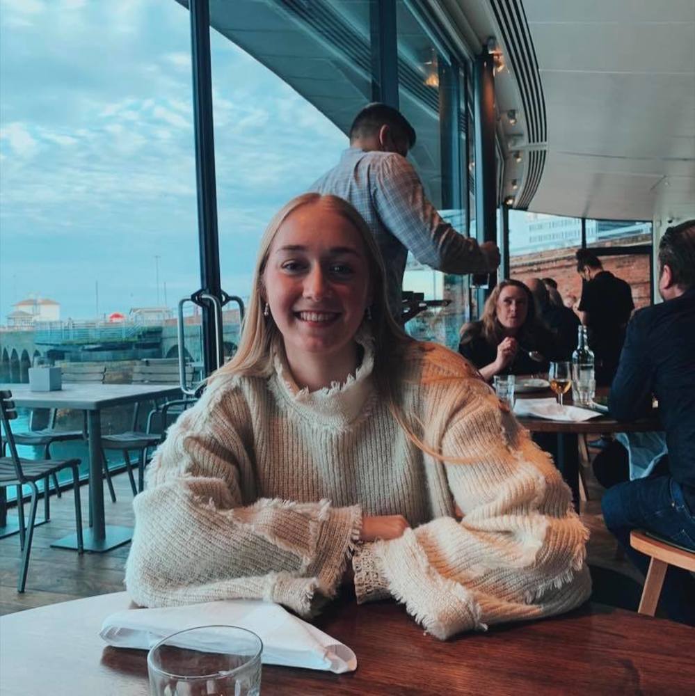 Meet your Posher, Isobel